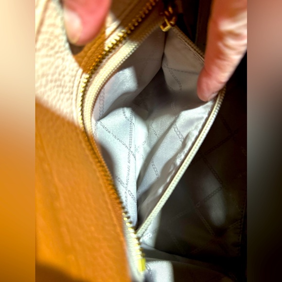 MICHAEL KORS NOUVEAU HAMILTON HANDBAG - Picture 12 of 16